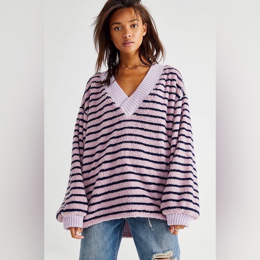 Free People Women’s Connell V-Neck Sweater in Pink and Navy Stripe - Large